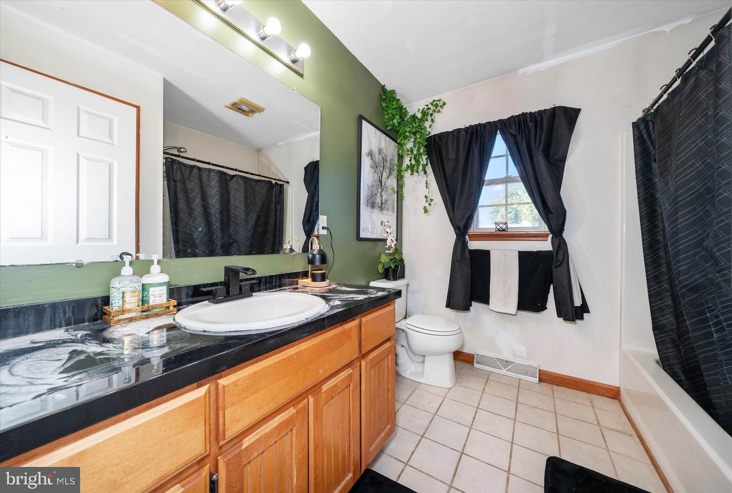 56 Majill Ln Property Photo 38