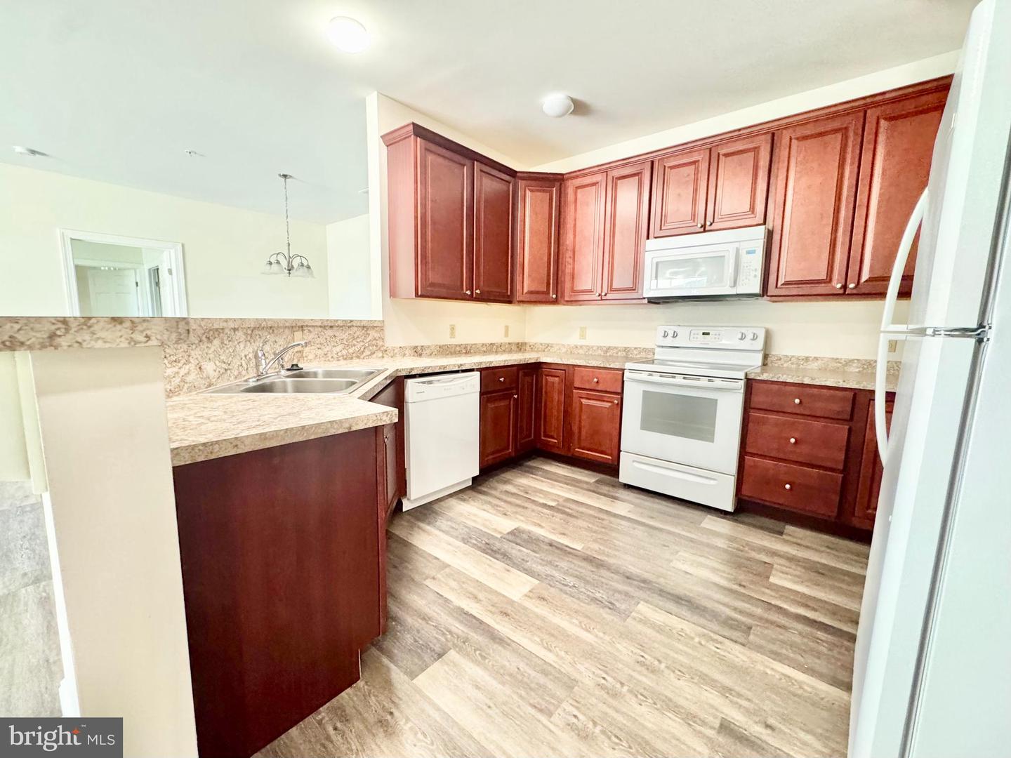 1665 Kenton Rd #101 Property Photo 11