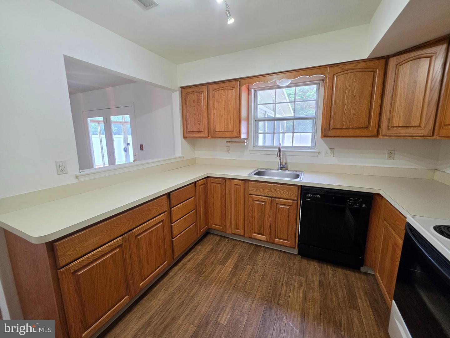 9 Gristmill Dr Property Photo 8