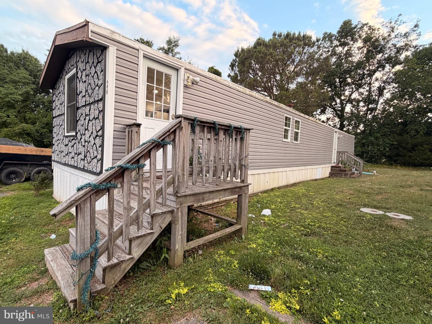 24 Carpenter #24 Property Photo 1