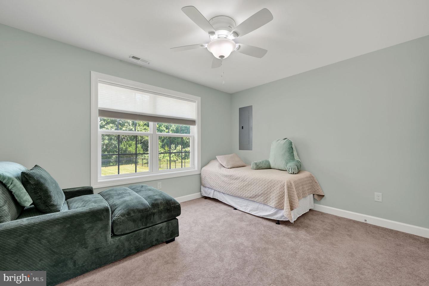 657 Golf Links Ln Property Photo 30