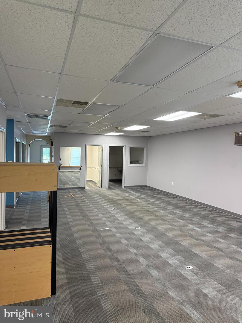 800 Airport Rd #suite 102 Property Photo 5