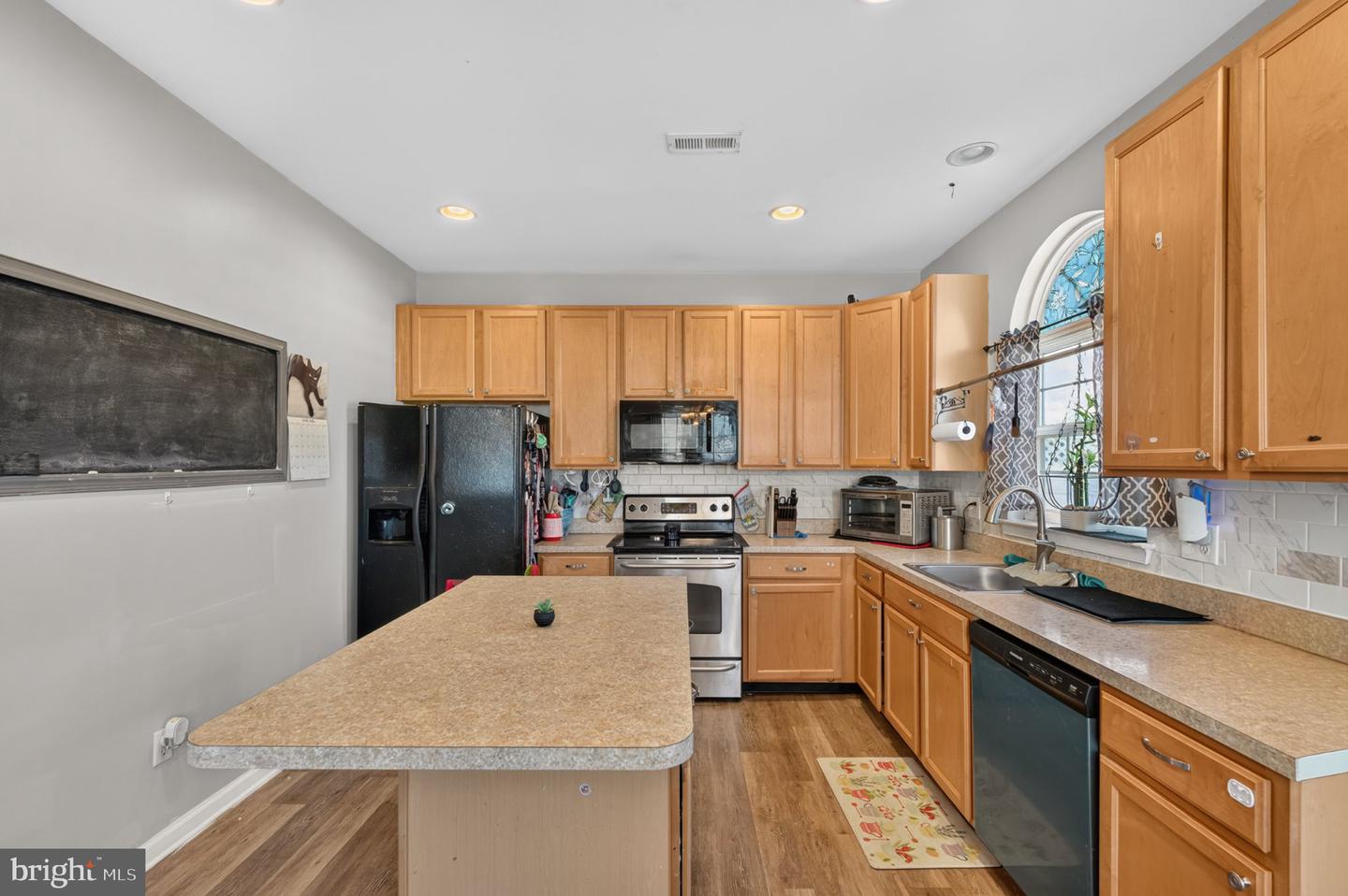 14 Alderbrook Ct Property Photo 14