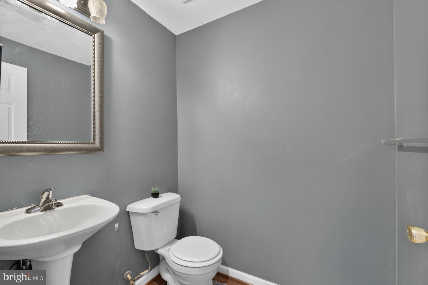 14 Alderbrook Ct Property Photo 16