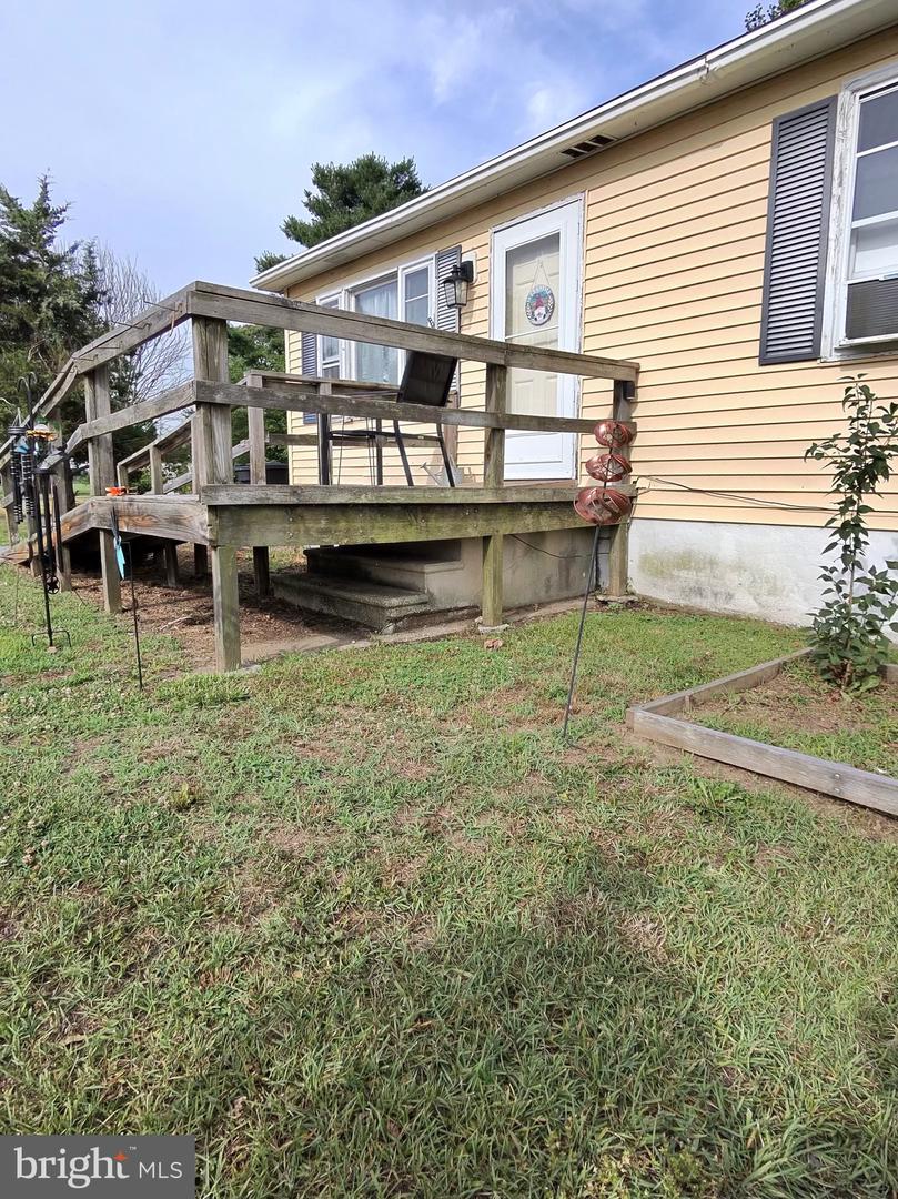 727 Cicada Ln Property Photo 6