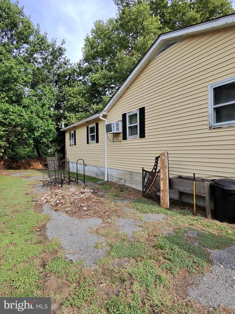 727 Cicada Ln Property Photo 7