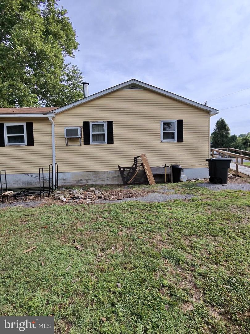727 Cicada Ln Property Photo 10
