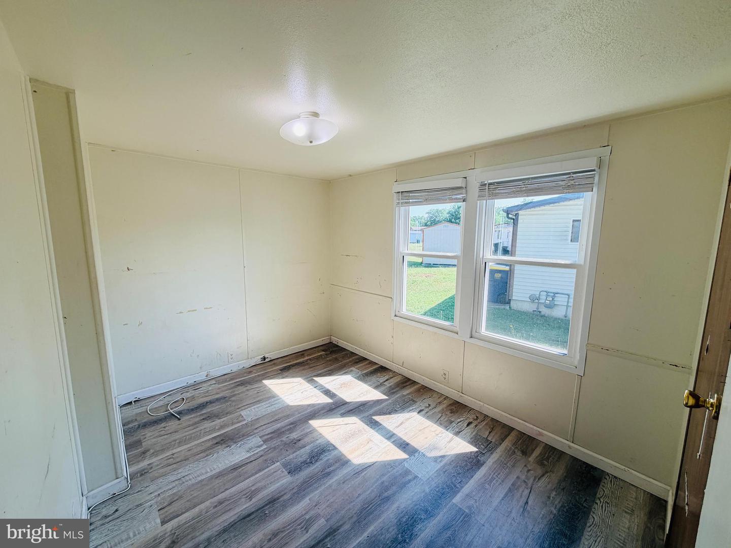 19 Gordon Dr Property Photo 20