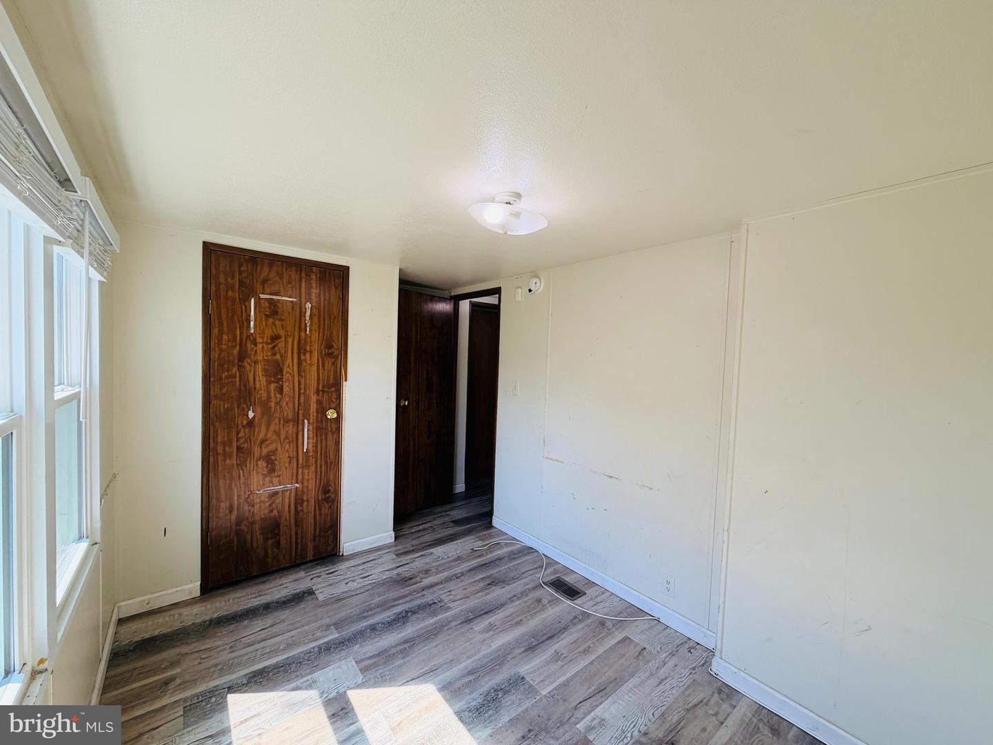 19 Gordon Dr Property Photo 21