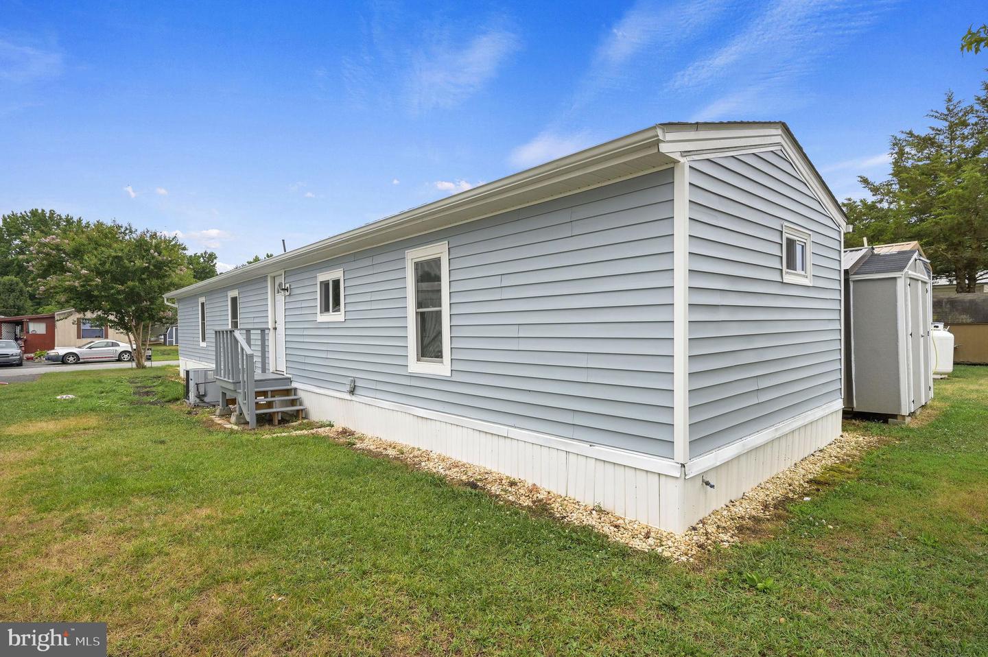 264 Scotch Pine Dr #264 Property Photo 4