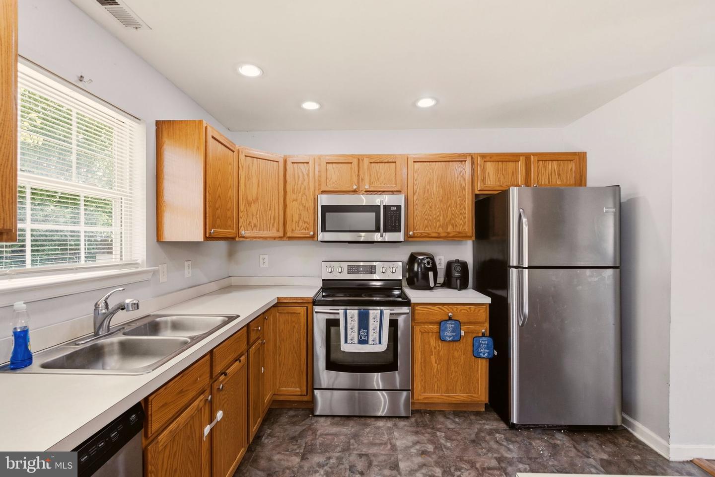 44 N Ember Dr Property Photo 4