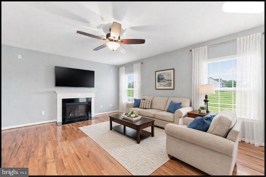 33 Barkley Ct Property Photo 10