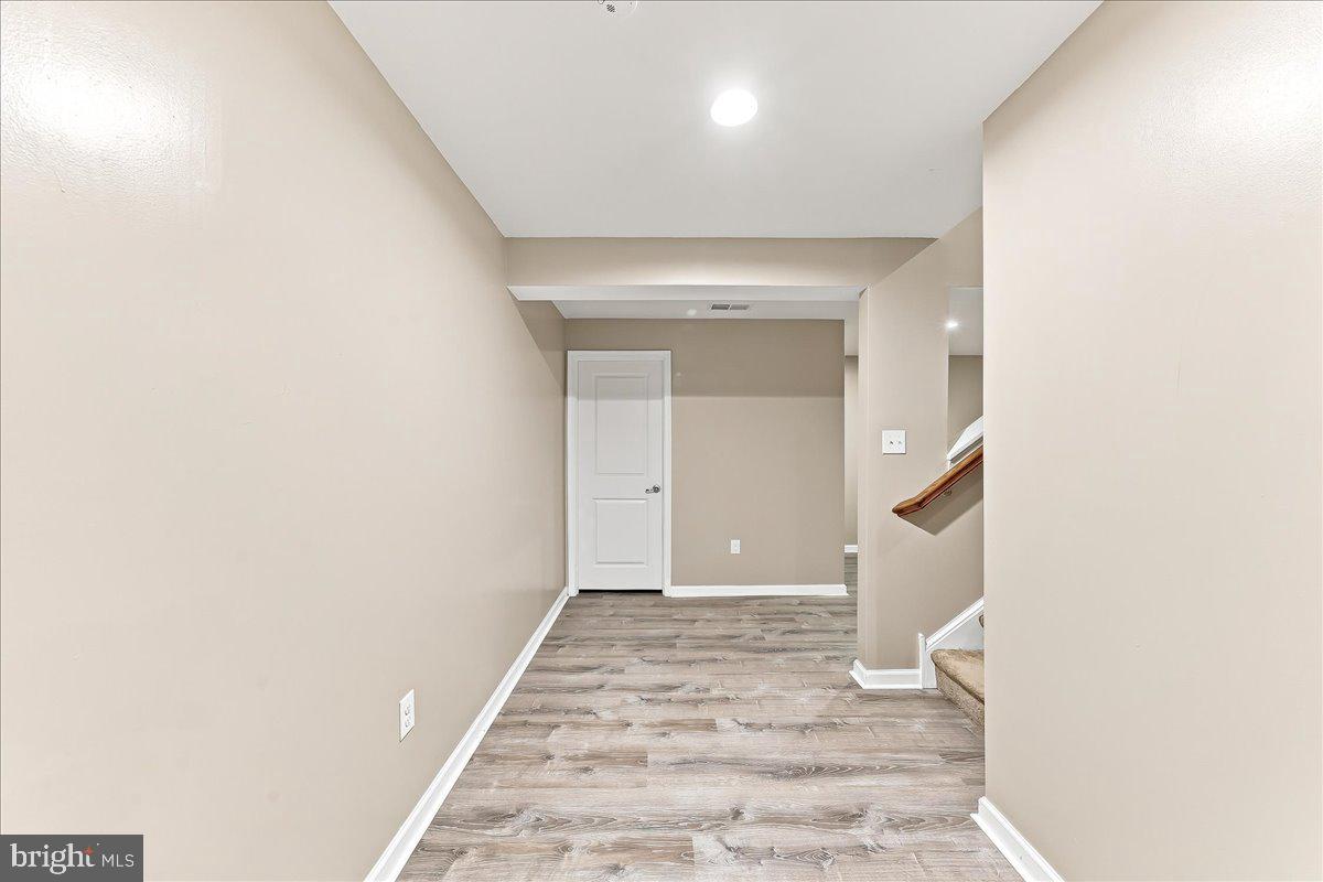 33 Barkley Ct Property Photo 34