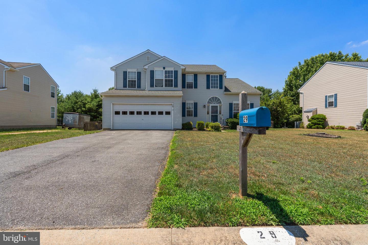 29 Walden Ln Property Photo 2