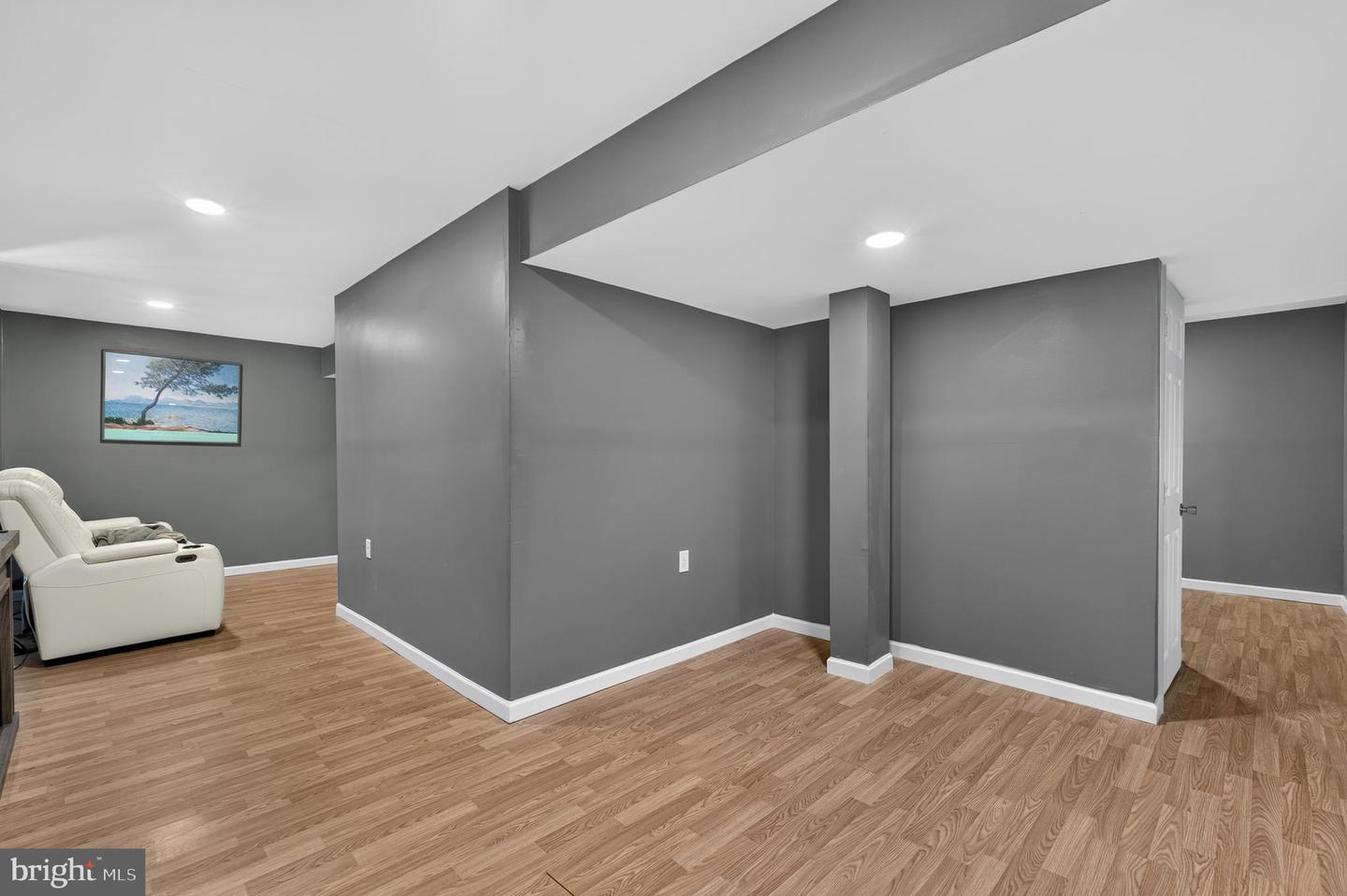 29 Walden Ln Property Photo 14