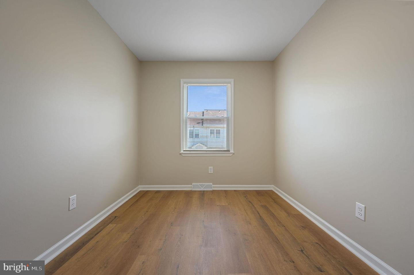 1192 Madison Ct Property Photo 11