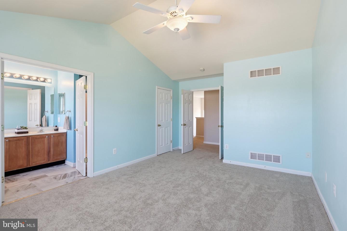 105 Foxwood Dr Property Photo 22