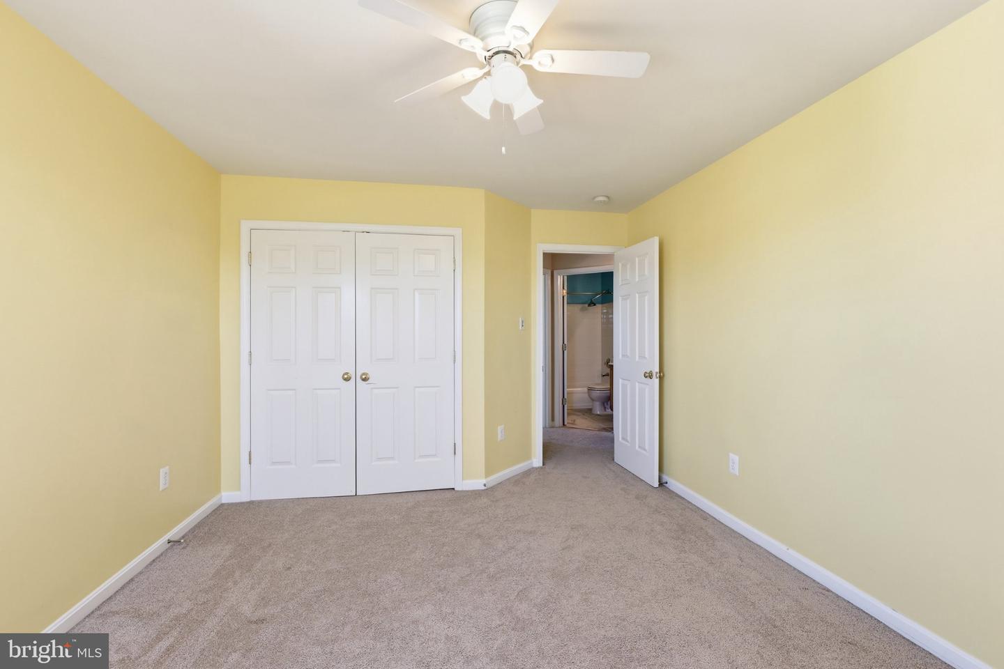 105 Foxwood Dr Property Photo 32