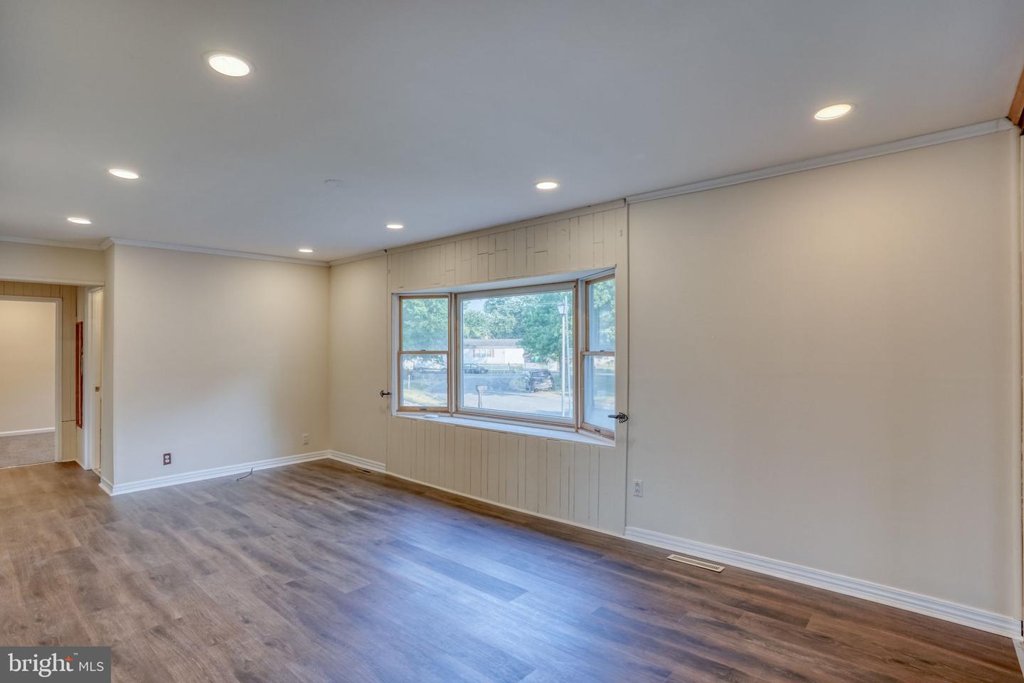9 John Collins Cir Property Photo 11