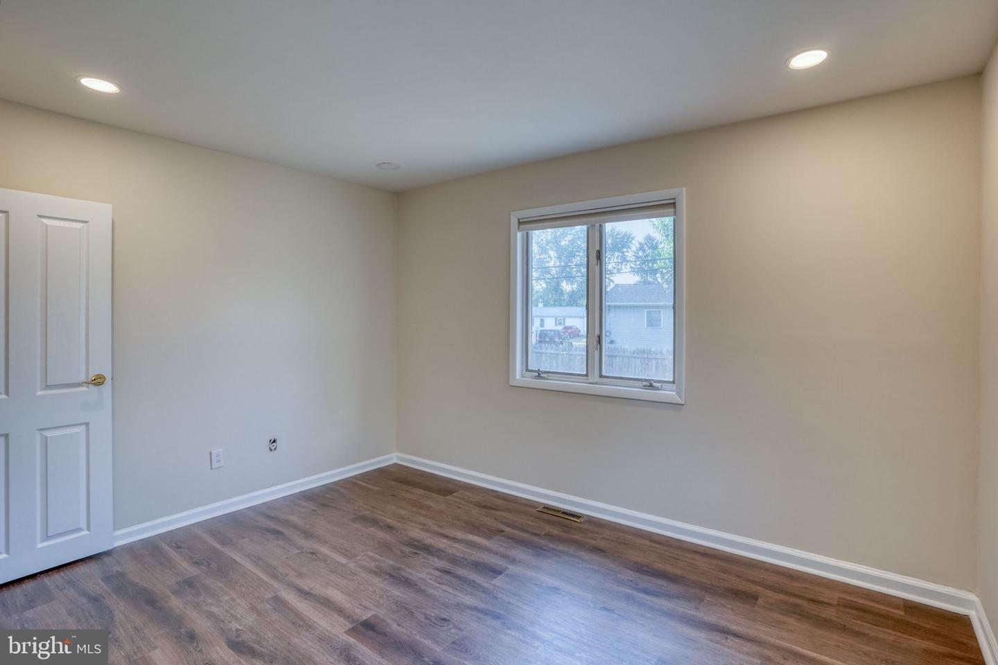 9 John Collins Cir Property Photo 27