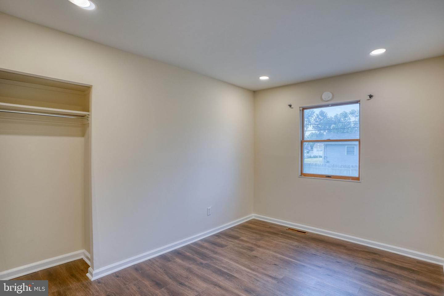 9 John Collins Cir Property Photo 28
