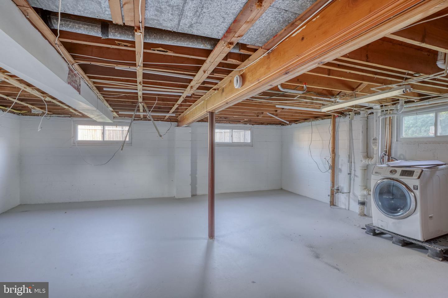 9 John Collins Cir Property Photo 31