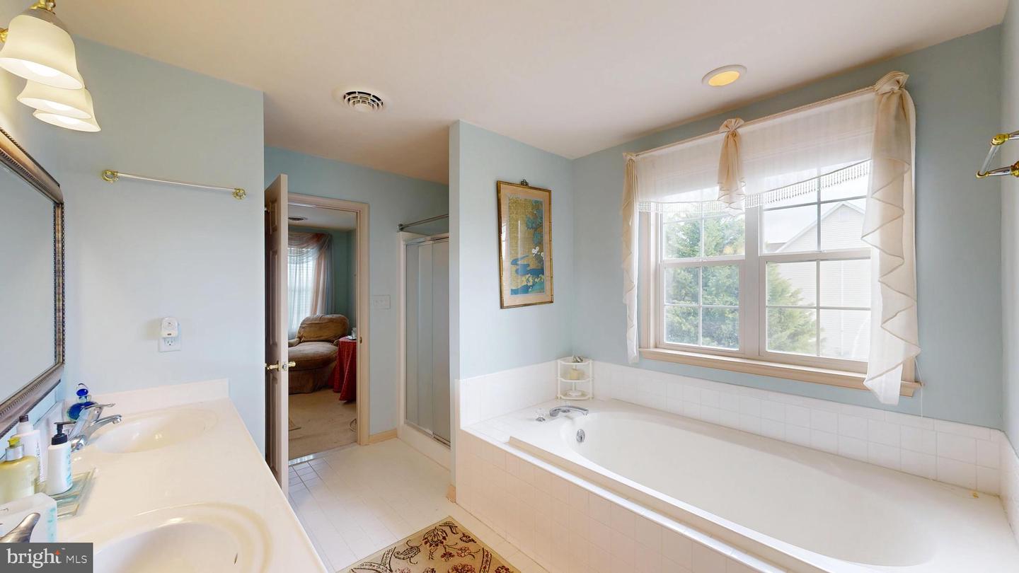 110 Masters Ln Property Photo 31