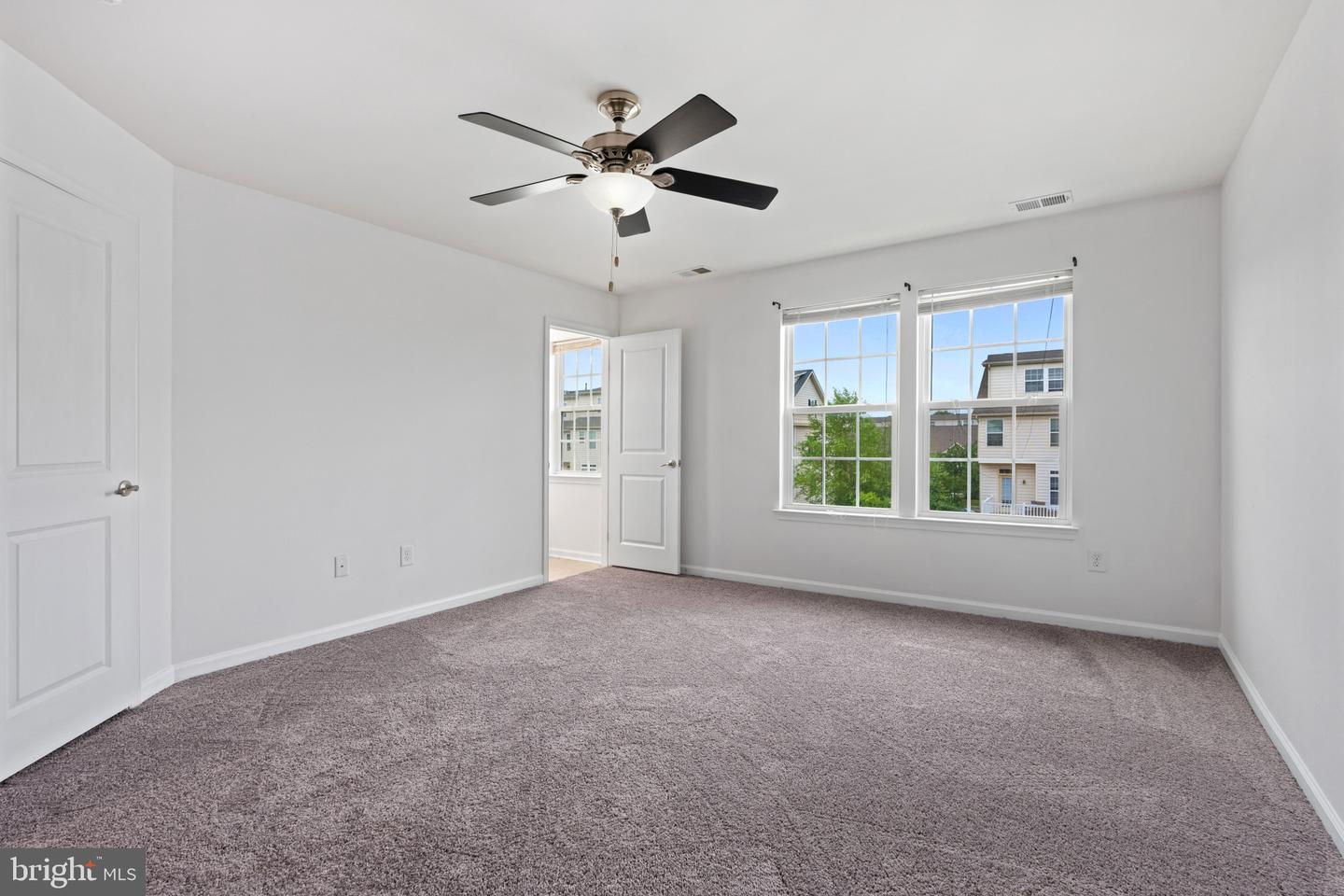 411 Ridgely Blvd Property Photo 6