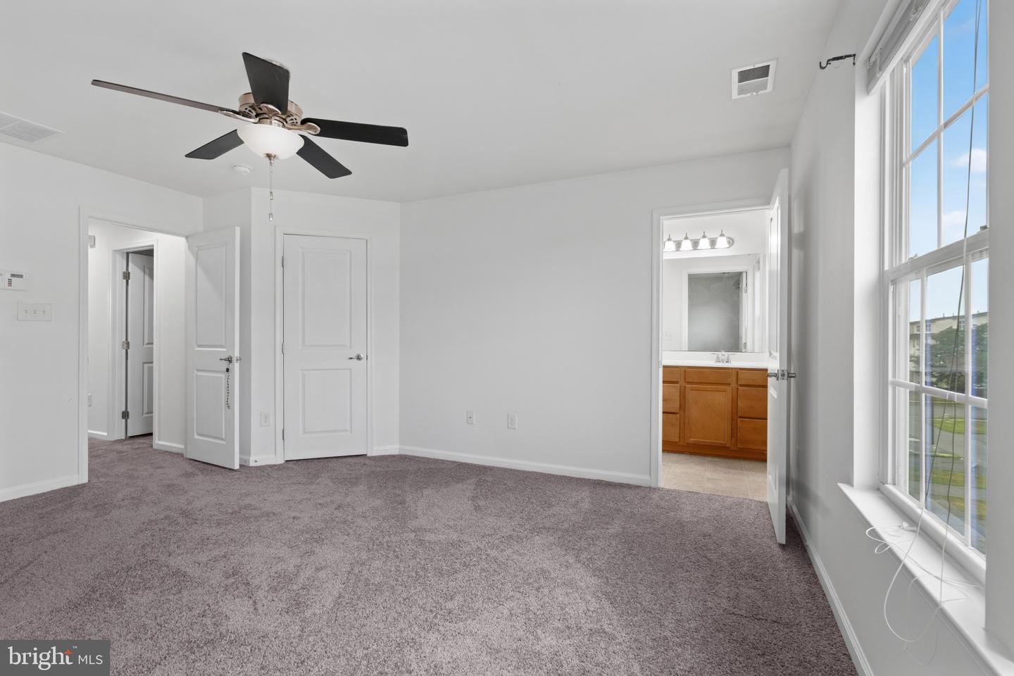 411 Ridgely Blvd Property Photo 7