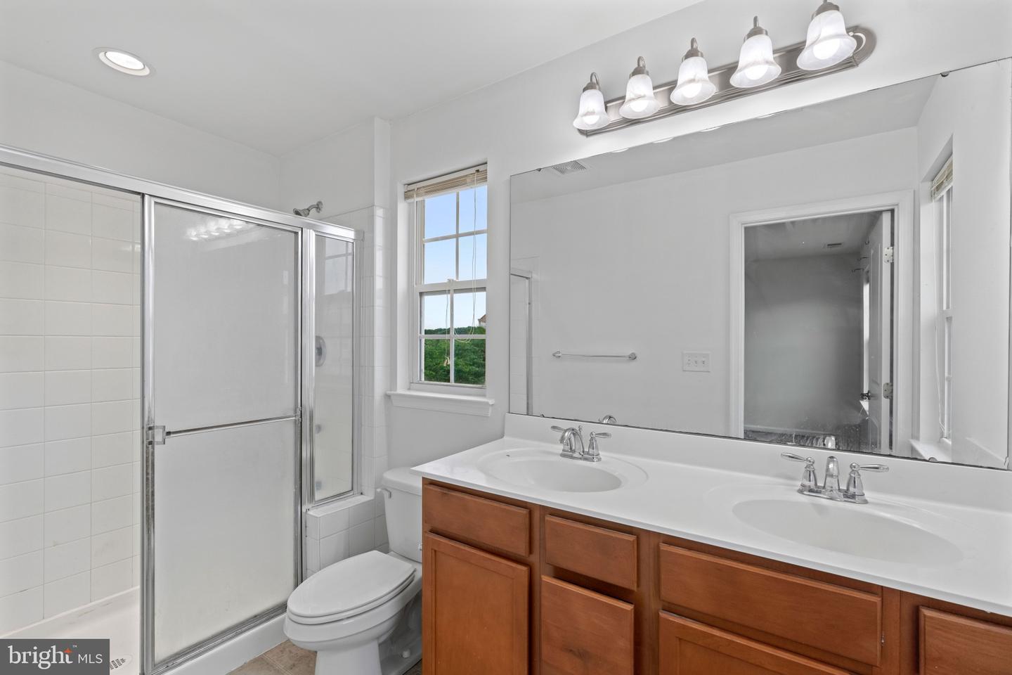 411 Ridgely Blvd Property Photo 8