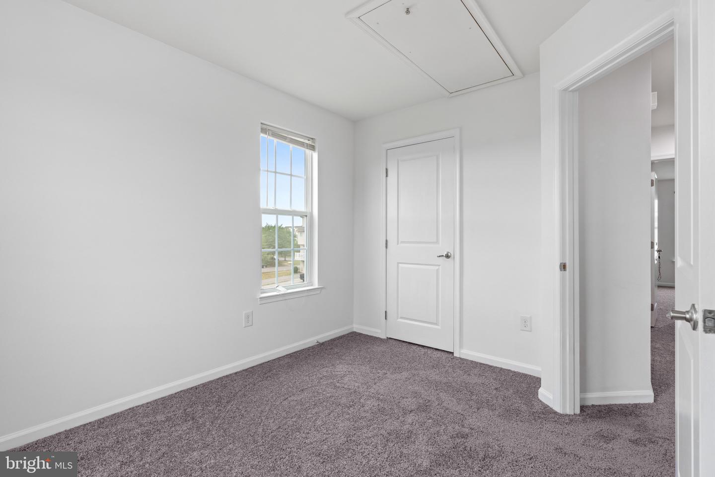 411 Ridgely Blvd Property Photo 10