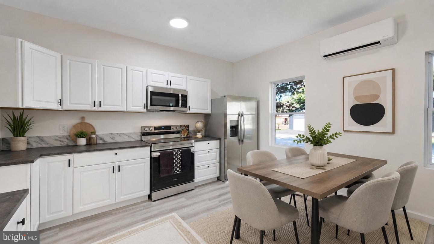 14 E Sewell St Property Photo 4