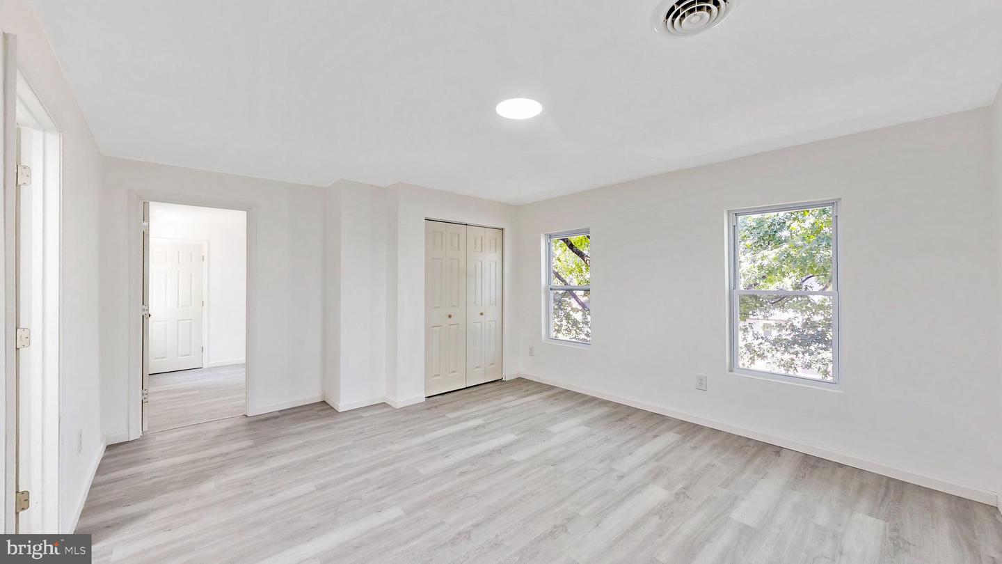14 E Sewell St Property Photo 24