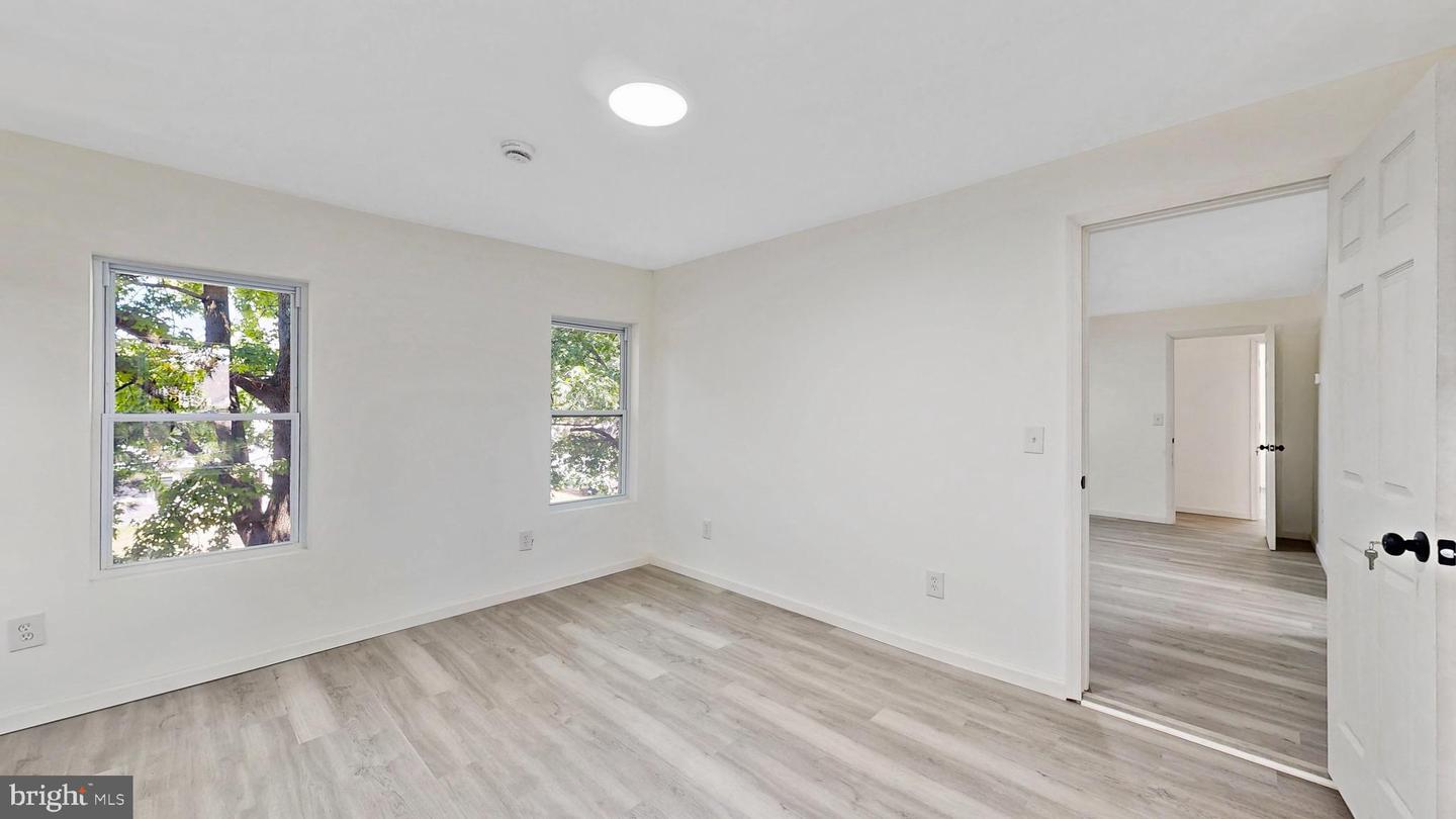 14 E Sewell St Property Photo 28