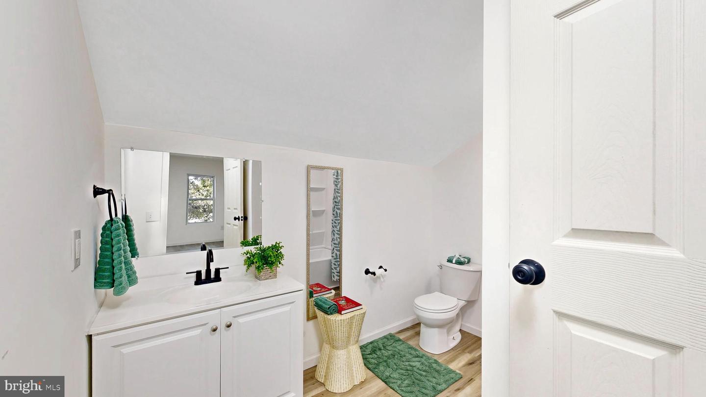 14 E Sewell St Property Photo 29