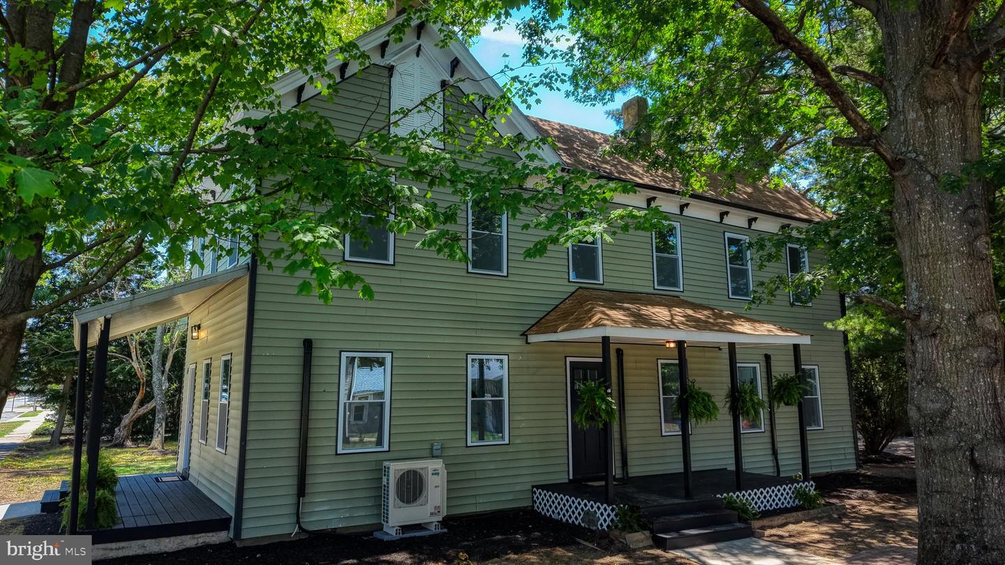 14 E Sewell St Property Photo 49