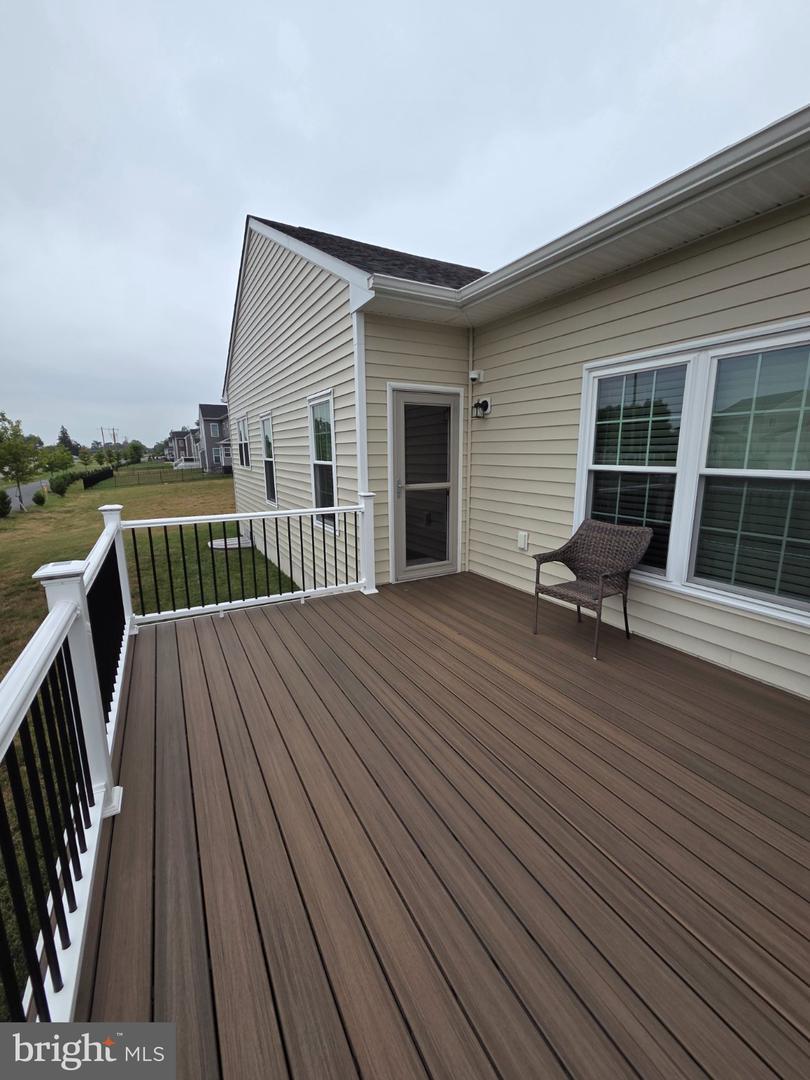 31 Wavyleaf Dr Property Photo 6