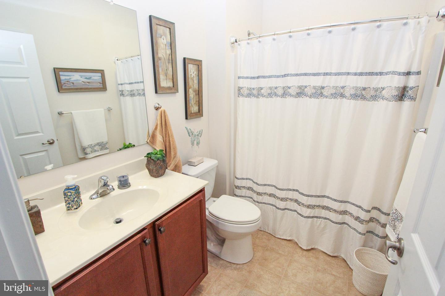 145 E Clarendon Dr Property Photo 35
