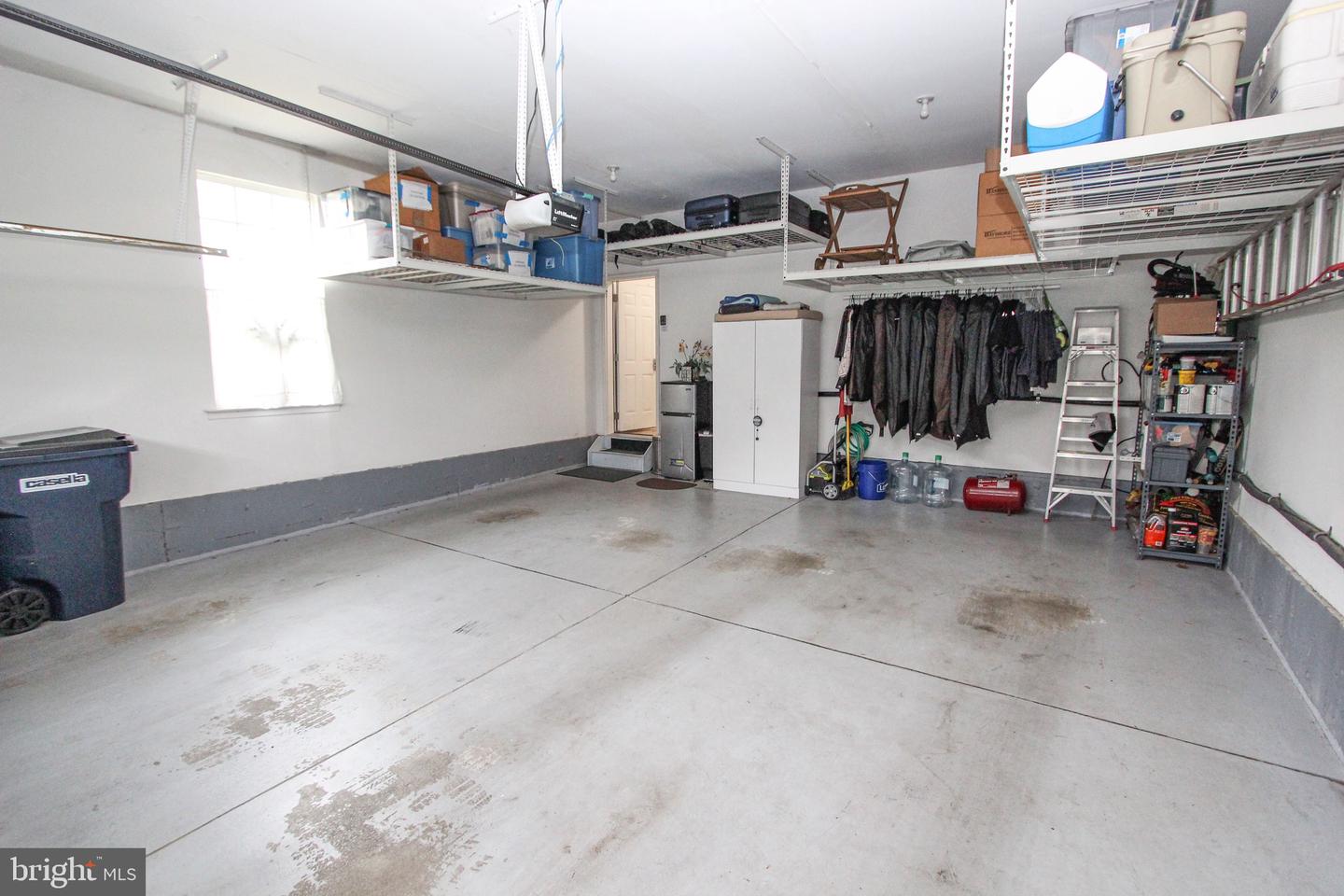 145 E Clarendon Dr Property Photo 41