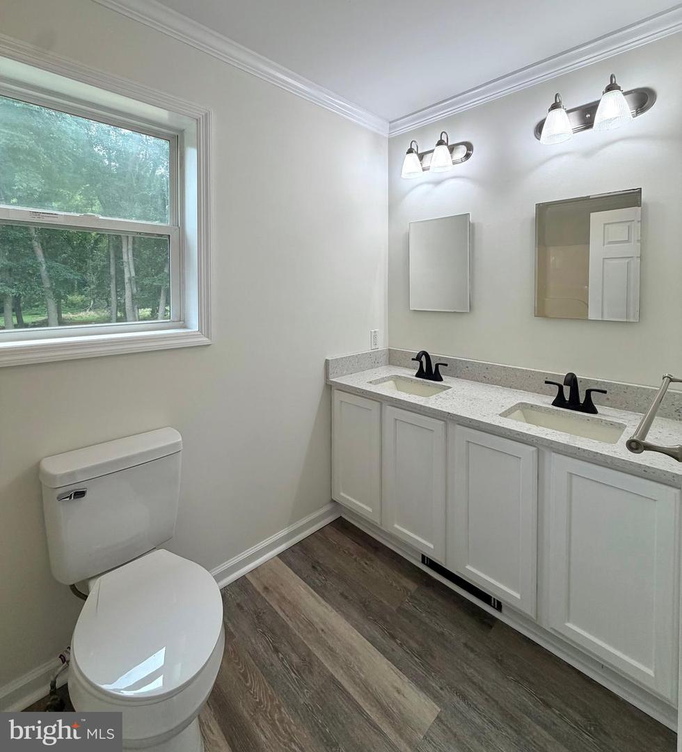 169 Princess Ann Ave Property Photo 13