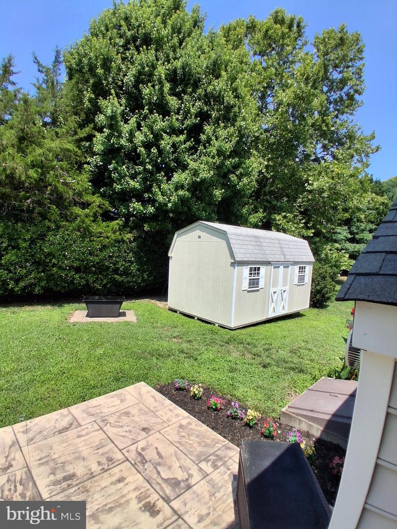 210 S Landing Dr Property Photo 16