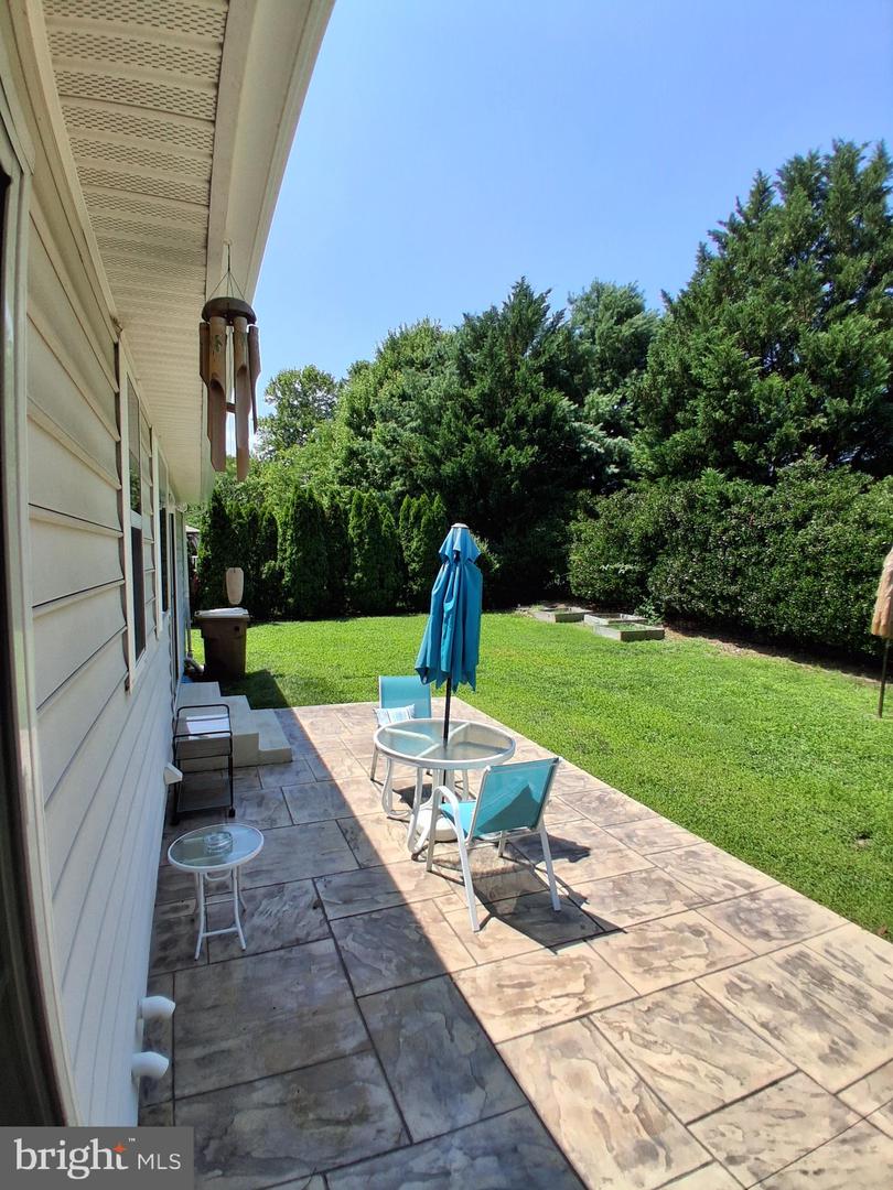 210 S Landing Dr Property Photo 18