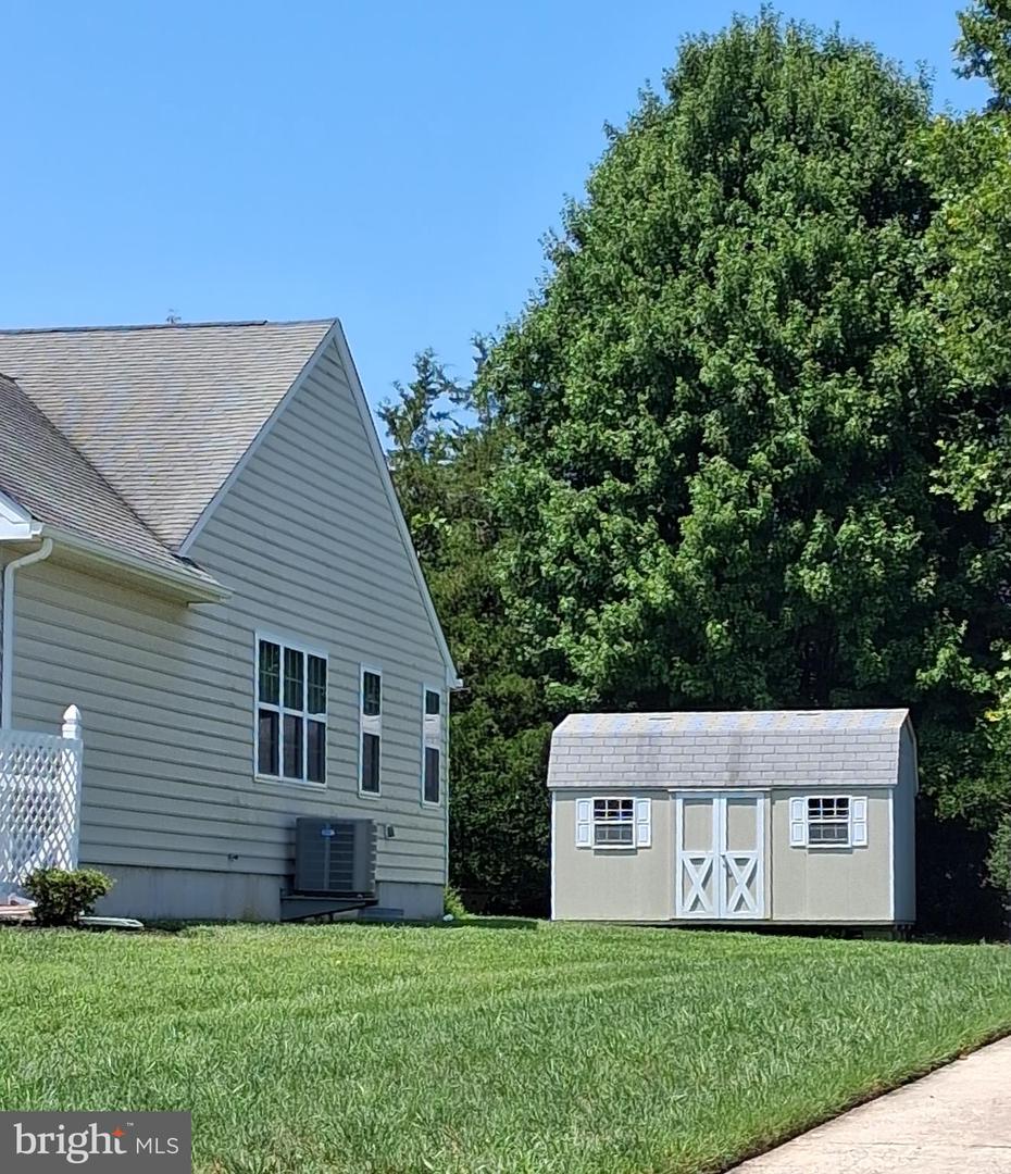210 S Landing Dr Property Photo 19
