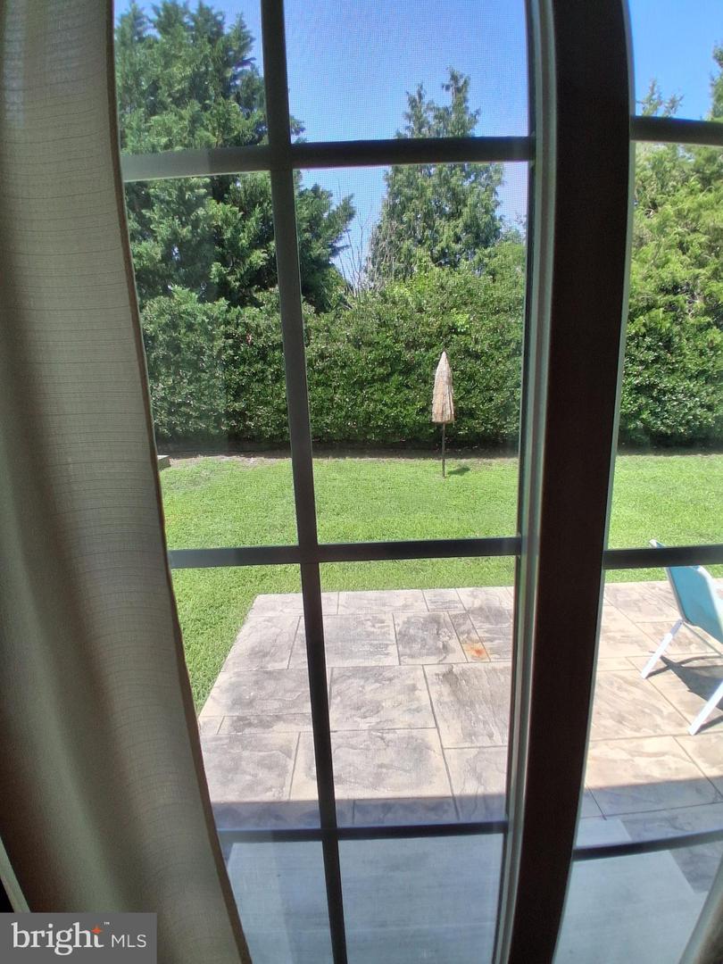 210 S Landing Dr Property Photo 33