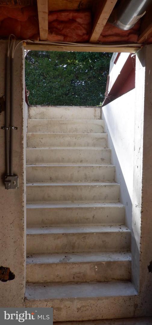 210 S Landing Dr Property Photo 34