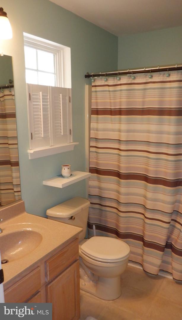 210 S Landing Dr Property Photo 47