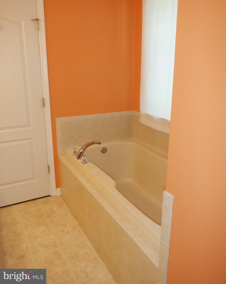 210 S Landing Dr Property Photo 60