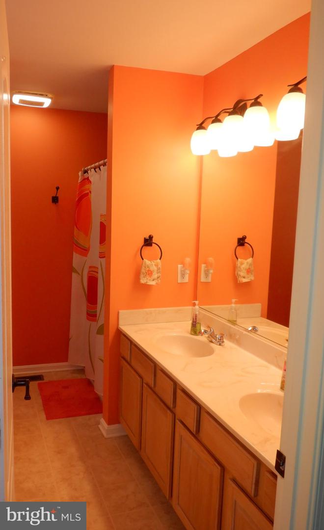 210 S Landing Dr Property Photo 61