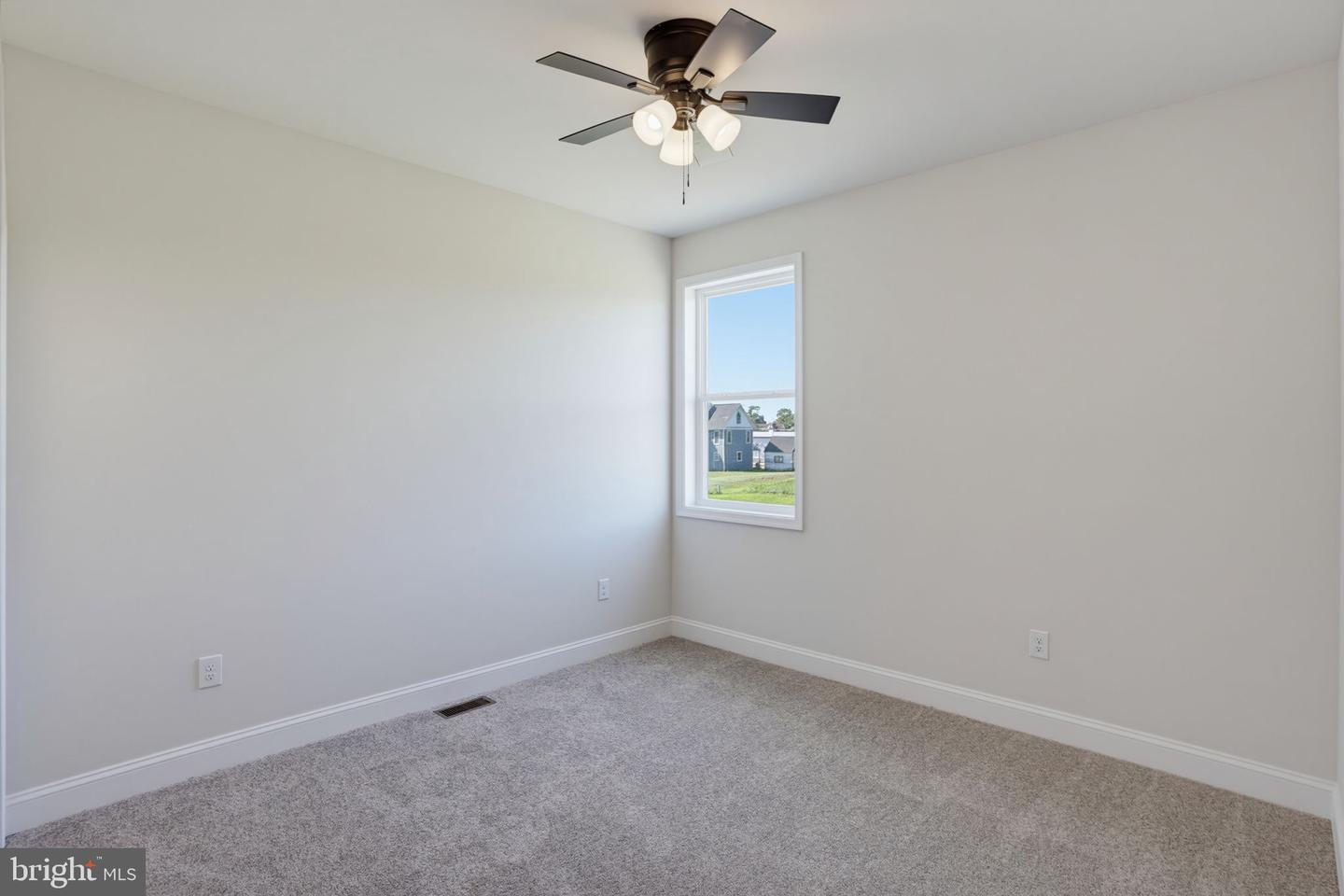 49 Williams Ave Property Photo 30