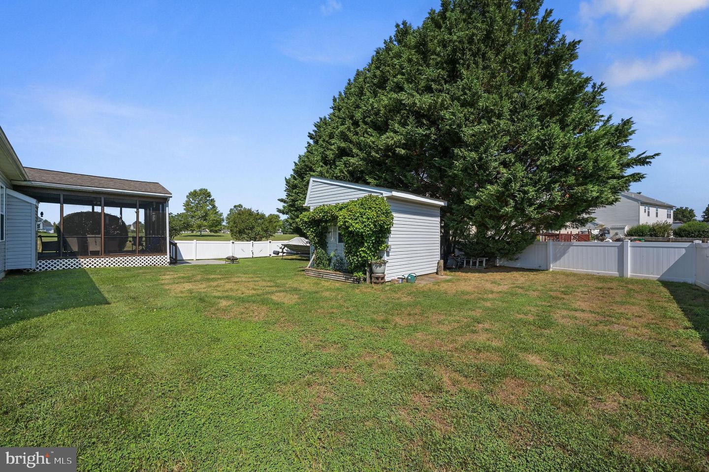 184 Carrington Dr Property Photo 10